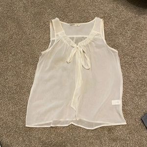 Old Navy Sheer bow tank. Will negotiate on price!